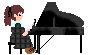 ピアノを弾くりょうこお姉さん